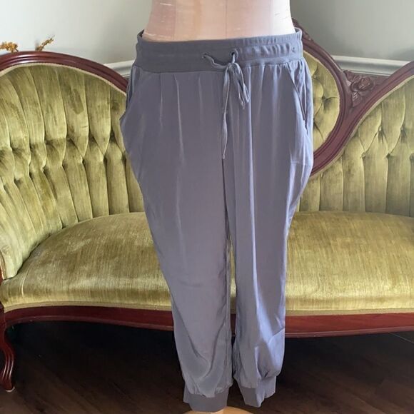NY & Co., Grey jogger slacks with pockets. Women’s M. NWOT - Picture 2 of 6